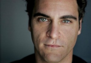 Joaquin Phoenix facial shot showing the scar from his Microform cleft lip